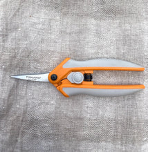 Load image into Gallery viewer, Fiskars Micro Tip Scissors