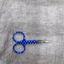 Load image into Gallery viewer, Polka Dot Embroidery Scissors

