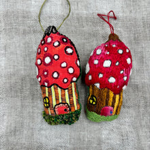 Load image into Gallery viewer, DIY Embroidered Glass Ornaments Project Printed Sampler

