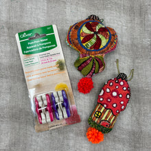 Load image into Gallery viewer, Tiny Pom Pom Makers
