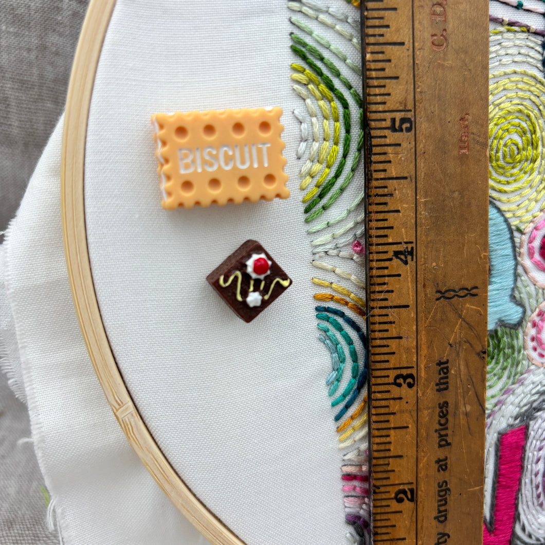 Sweet Treat Needle Minders