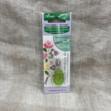 Load image into Gallery viewer, Clover Needle Threader
