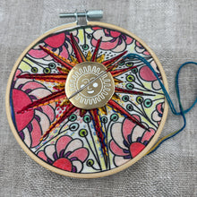 Load image into Gallery viewer, Sunshine Needle Minders
