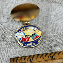 Load image into Gallery viewer, Cookie Tin Needle Minder
